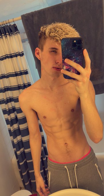 In the mood to fu*k cuz bitches got me irritated 🤪😈 https://t.co/KzUCJzoXlj