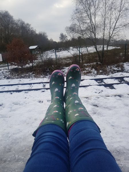evercreatures's tweet photo. Is the snow melting where you are? We had a small pattering here in Lincolnshire, but it's all but disappeared now. 😢❄️ https://t.co/Jc41i60DvC
.
.
.
#snow #chickenwellies #wellies #snowshot #fashion https://t.co/XqWDjQNs43