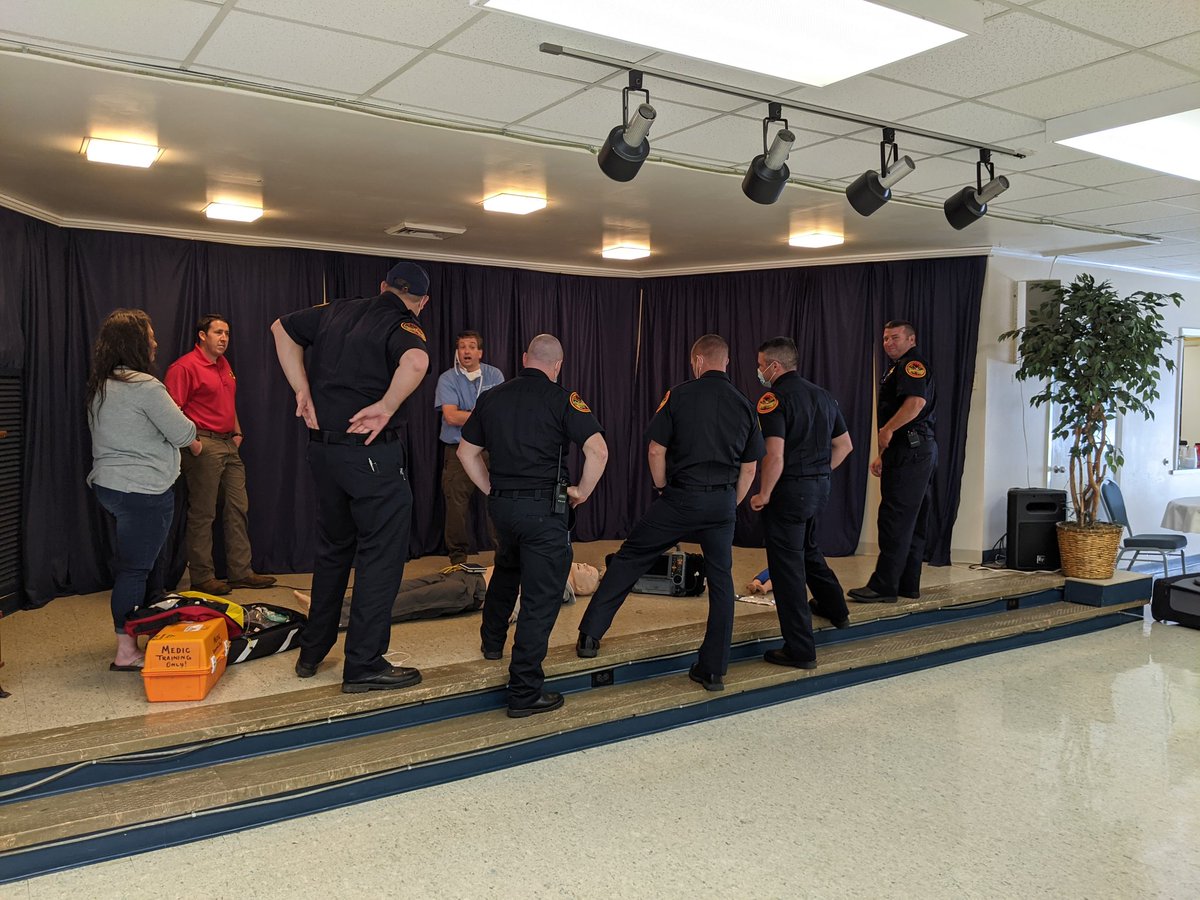 UAB_EMS (@emsuab) on Twitter photo Program director @adam_robinett and assistant program director <a href="/EMSdocFerg/">Will Ferguson M.D.</a> teaching in Foley, Alabama today.<a href="/UABEmergencyMed/">UAB Emergency Medicine</a> Program director @adam_robinett and assistant program director <a href="/EMSdocFerg/">Will Ferguson M.D.</a> teaching in Foley, Alabama today.<a href="/UABEmergencyMed/">UAB Emergency Medicine</a>