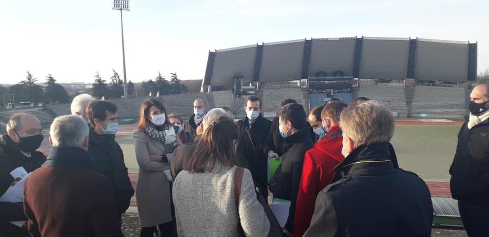Hier en tant que #VP du <a href="/CDEssonne/">Département de l'Essonne</a> j’accueillais le Préfet secrétaire général aux politiques publiques, Pierre Antoine Molina au stade #Bobin. 
J’ai pu présenter les grandes lignes du projet de Hub sportif qui s’inscrira en partenariat avec le <a href="/Cluster_GPS/">Cluster Grand Paris Sport</a>. 
#EssonneTerreDeSport