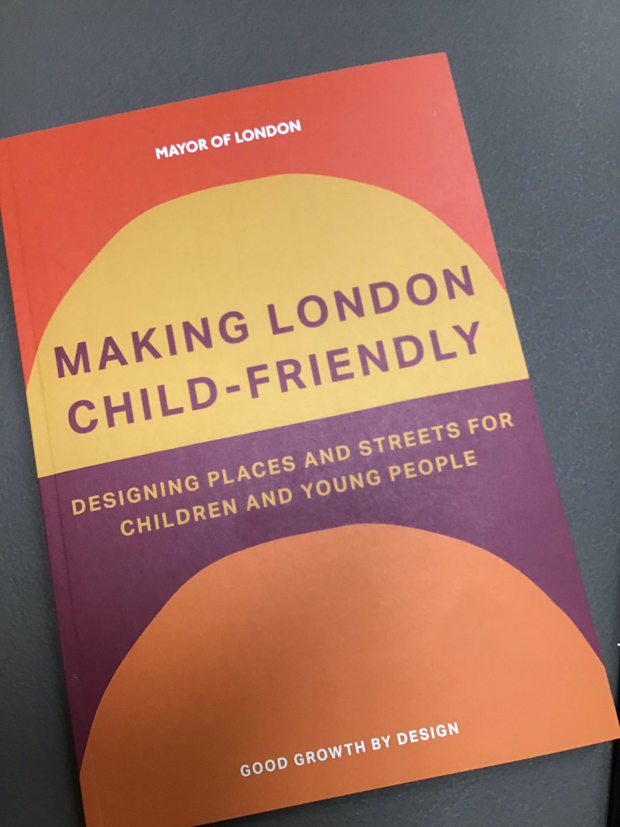 patricialondon's tweet photo. year ago tonight we gathered w @dbornat @Satchers @publica_office @PhilipGlanville @JulesPipe @JamieDean__ etc, in City Hall to launch important child-friendly London report. Who knew then such a tough year lay ahead for young people, the need for this approach even more crucial https://t.co/YgfvSmc1Yx