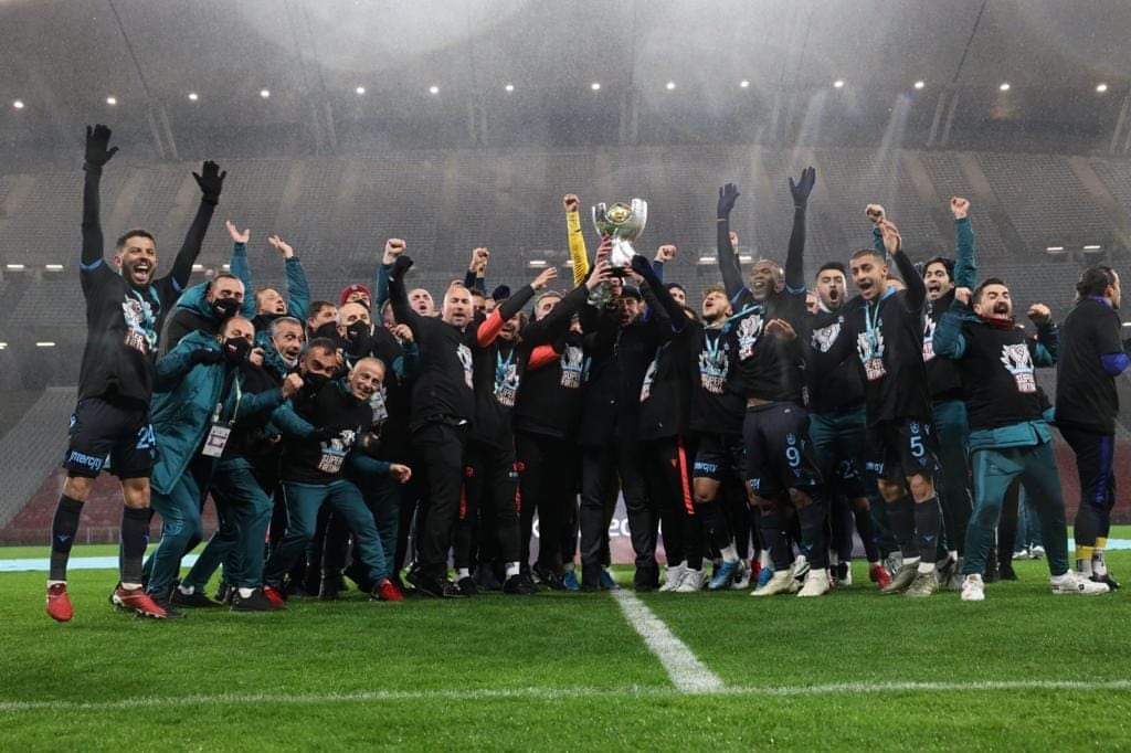 DrogsBanter (@banterdrogs) on Twitter photo Congratulations to <a href="/Trabzonspor/">Trabzonspor</a>
Turkish Super Cup Champions ๐
๐๐๐๐๐๐ Congratulations to <a href="/Trabzonspor/">Trabzonspor</a>
Turkish Super Cup Champions ๐
๐๐๐๐๐๐