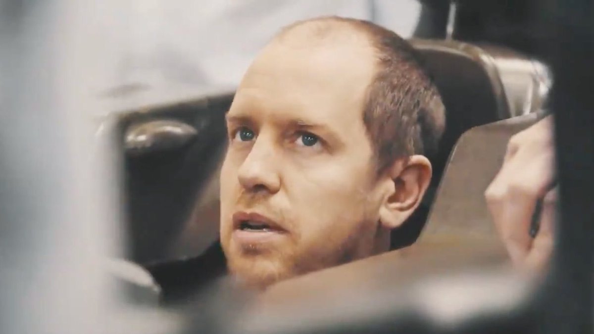 Si este tuit llega a 1000 RT me pongo esta foto de Vettel calvo de perfil hasta que empiece la temporada: