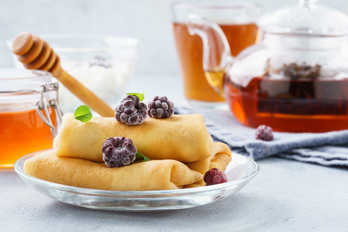 SavorySpoon's tweet photo. Our #recipe and #culinarytip of the month feature #blintzes! Get the recipe for blintzes, cheese filling, and blueberry and apple toppings! Be sure to pick up a Savory Spoon Gift Certificate while you are there. They make the perfect #valentines #presents!
https://t.co/4EkW7sDRW1 https://t.co/eRoKLK5RBg