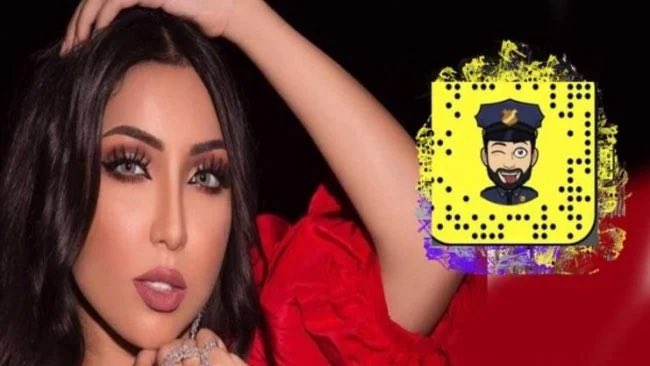 MOROCCOPART's tweet photo. 🚨🆕 🇲🇦Le verdict est tombé. Impliquée dans l'affaire Hamza mon bb, la chanteuse Dounia Batma vient d’écoper d’une peine d'un an ferme en appel. La défense a décidé d'introduire un recours en cassation devant la haute juridiction du Royaume.
#Batma #douniabatma #Maroc #hamzamonbb https://t.co/DmYWAttPbc