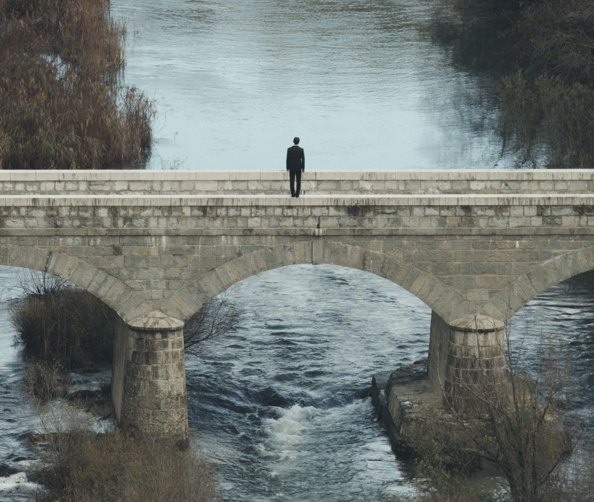 Dellaplane's tweet photo. #LandscapeZero Non servono parole per raccontare lo scempio di un territorio e della salute di una comunità, con tutte le contraddizioni che conosciamo anche in Italia. Spalato è una città bellissima, ma se questo è il prezzo... @TriesteFilmFest https://t.co/j5mSC92WHN