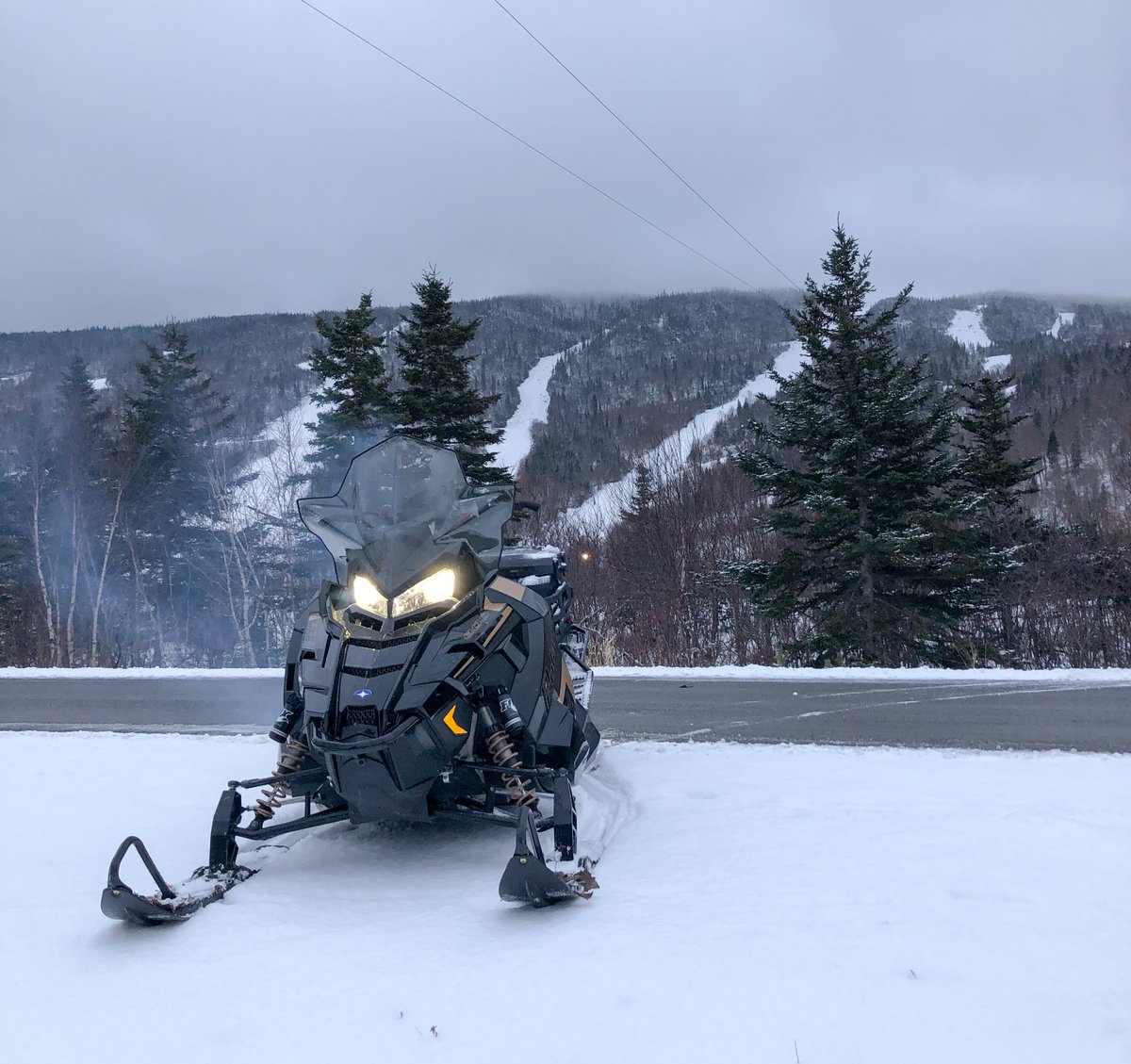 DonnieOK's tweet photo. Getting ready for #winter for when it decides to show up.... LOL @PolarisSnow @westernmtrsprts #nlwx #steadybrook come on with it. #winterwillcome https://t.co/kCgxuESuQi