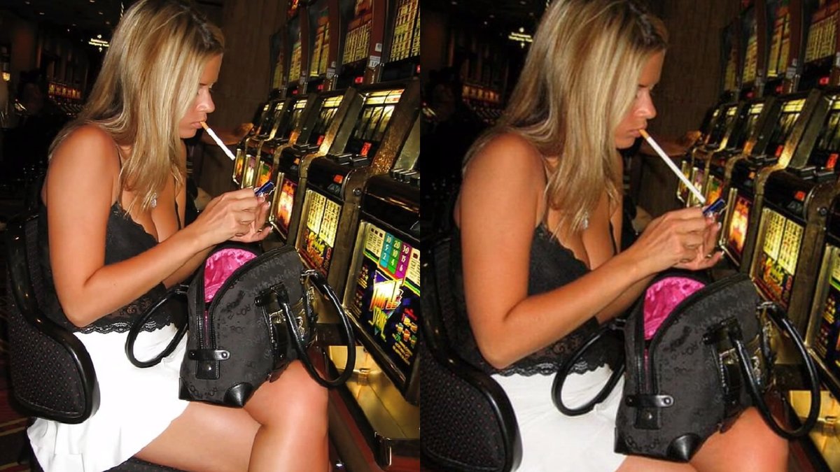 MaroboroGirl66's tweet image. #SpotDifference / Can anybody Spot 1 difference between this 2 same pic ? First 1 reply get a prize.  Start Now.