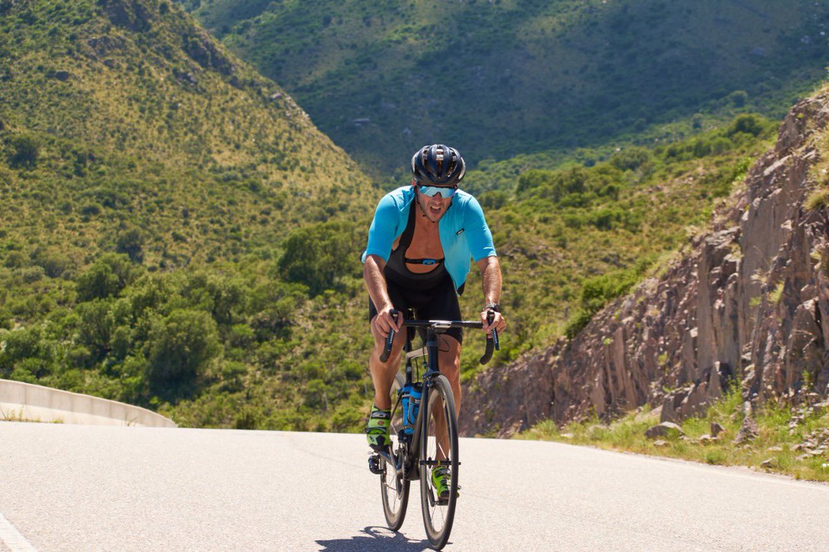 jmirandaOk's tweet photo. TriCamp del @enydogAGMT #AGMT2 en Potrero de Funes #HoySeEntrena #Triatlon 🏊🏻🚴🏼‍♂️🏃🏼‍♂️ https://t.co/8bVZdbe72L
