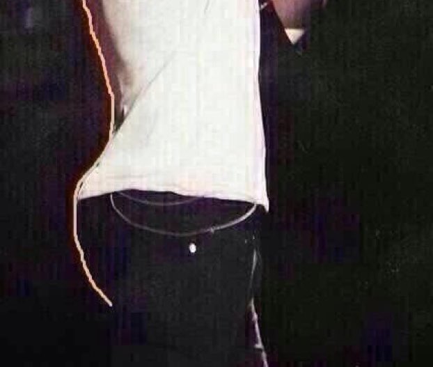 louis tomlinsons ass - a very important thread