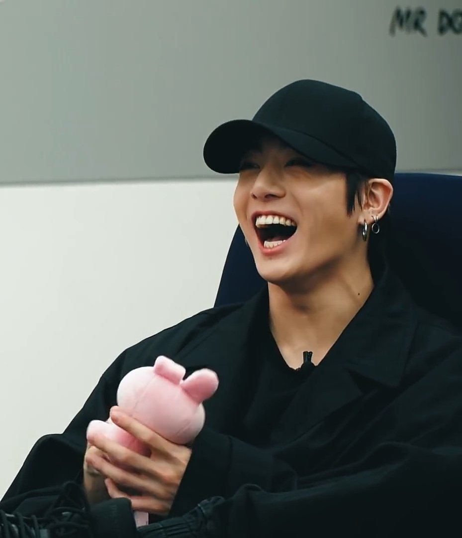 Whoever marries Jeon Jungkook will be the luckiest person in the entire world: A thread I intend to add to often.