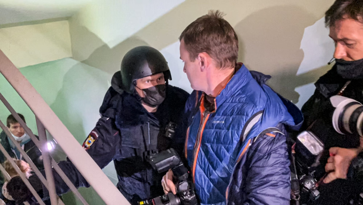 Moscow police arrest opposition leader Alexei Navalny's brother