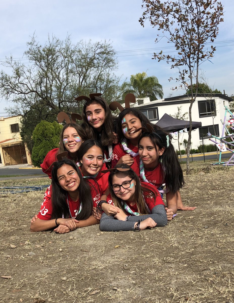 acklin_bentonn's tweet photo. Mis niñas en un sabadito 💜💎🐾 las extraño!!! #DinamitaPura #Back2Benton https://t.co/WMboJbqRjn