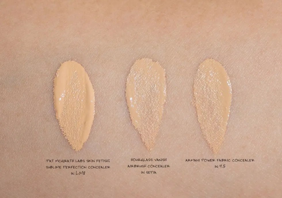 hourglass concealer cotton