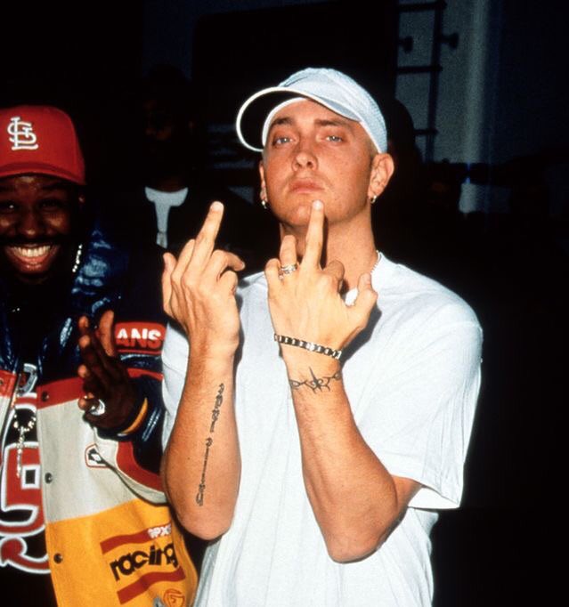 My top 50 favorite artists of all time (all genres, groups included):A thread