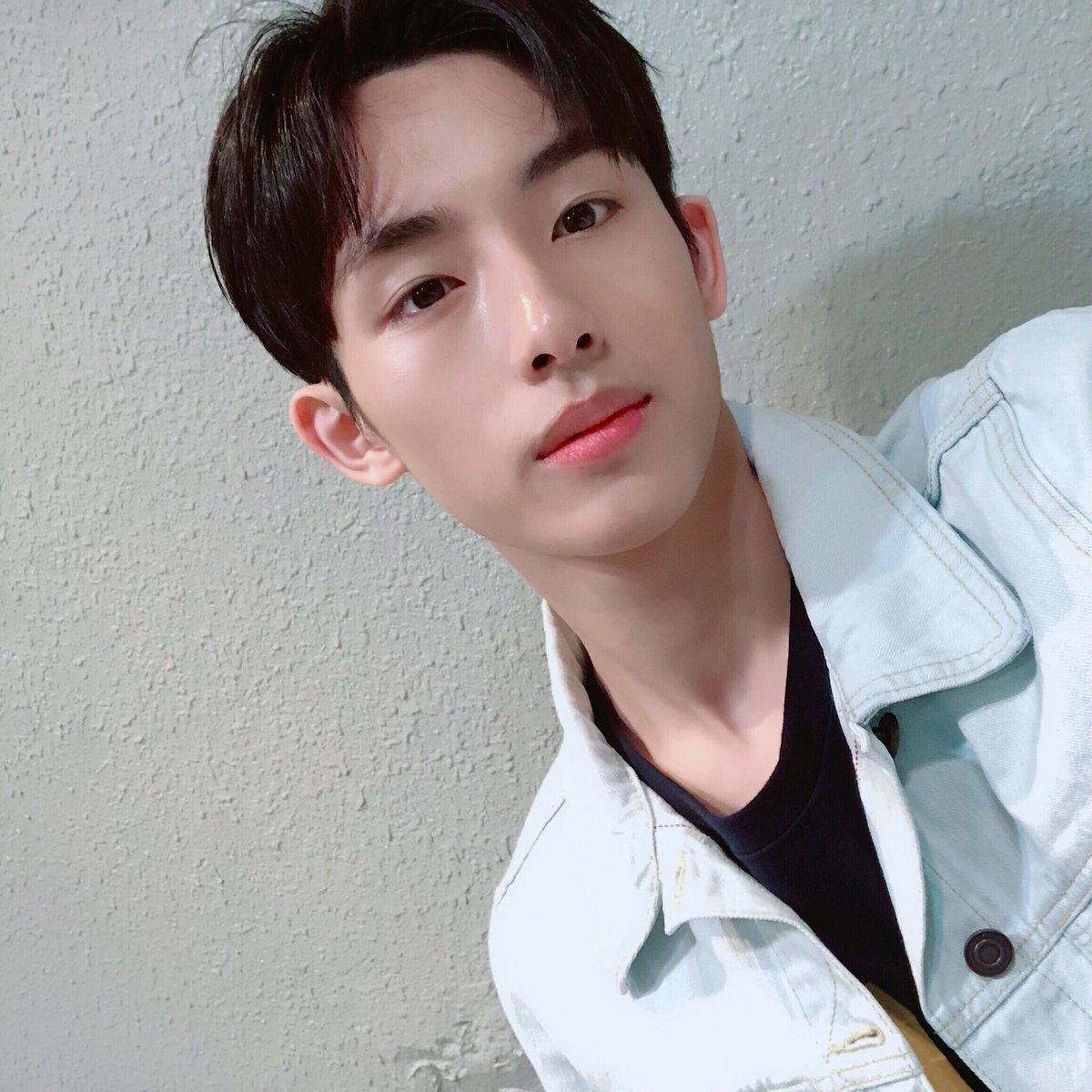 vicious_core's tweet photo. ㅤ،  #❍❞  : ⚡𓂃 ¡¡ 𝘄𝗮𝘆𝘃𝗶𝗰𝗶𝗼𝘂𝘀 ៸៸ 𖤐' 𝖑𝖊𝖙'𝖘 𝖙𝖆𝖐𝖊 𝖔𝖋𝖋 𝖙𝖔 𓈀 n:𝗲𝘄 ៸៸ 𝕖𝕧𝕖𝕟𝕥 🜲 

Our lovely Nathan en verdad dijo love yourself así que fue al #CLARITYCB muy emocionado y recién bañadito para cantar hasta quedar sin voz #FLAMEWithCLARITY. 🤩 https://t.co/lkNyNUhSO8