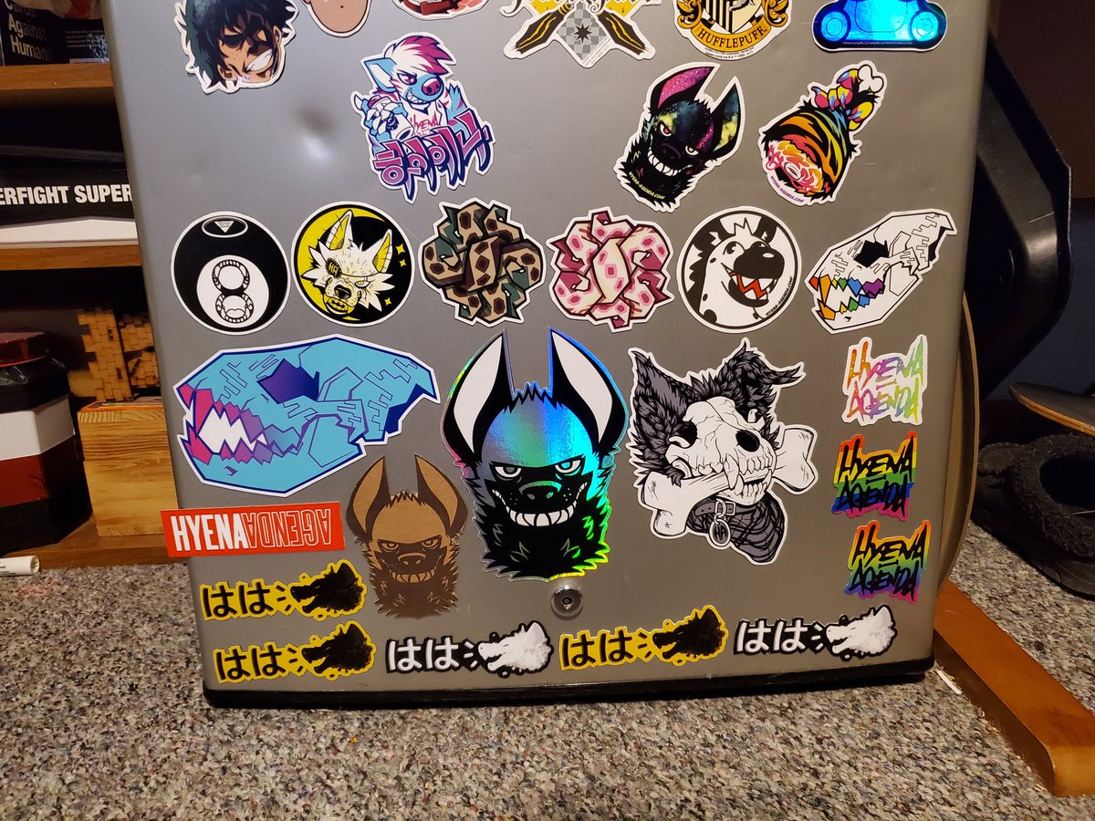 JadeMawFoxAD's tweet photo. LOVED all the stickers I got from #hyenaagenda and #nomadcomplex  which I turned into magnets for my mini fridge!!!!! https://t.co/BOfbYE7TcJ