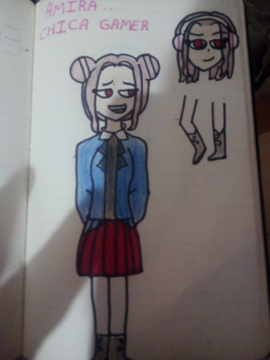estelar_k's tweet photo. @MAK1M1 @dani_uwu_3 @DLol63243916 @mipudinmy @del_maryx Se podría cualquiera de las dos pero estilo gamer porfiss
Dibujas hermoso y gracias 🥀✨ https://t.co/kuAVmHlHso