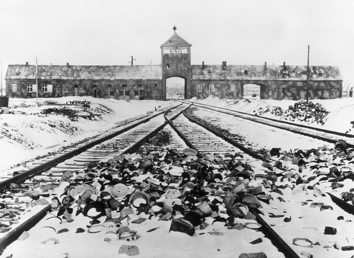 6 things for you to remember on this Holocaust Remembrance Day:1. Power allows bad people to be monsters. Hitler on a cul-de-sac is a jerk that ends up getting shot for trespassing. Hitler in government sparks a genocide and plunges the world into war, killing 100s of millions.