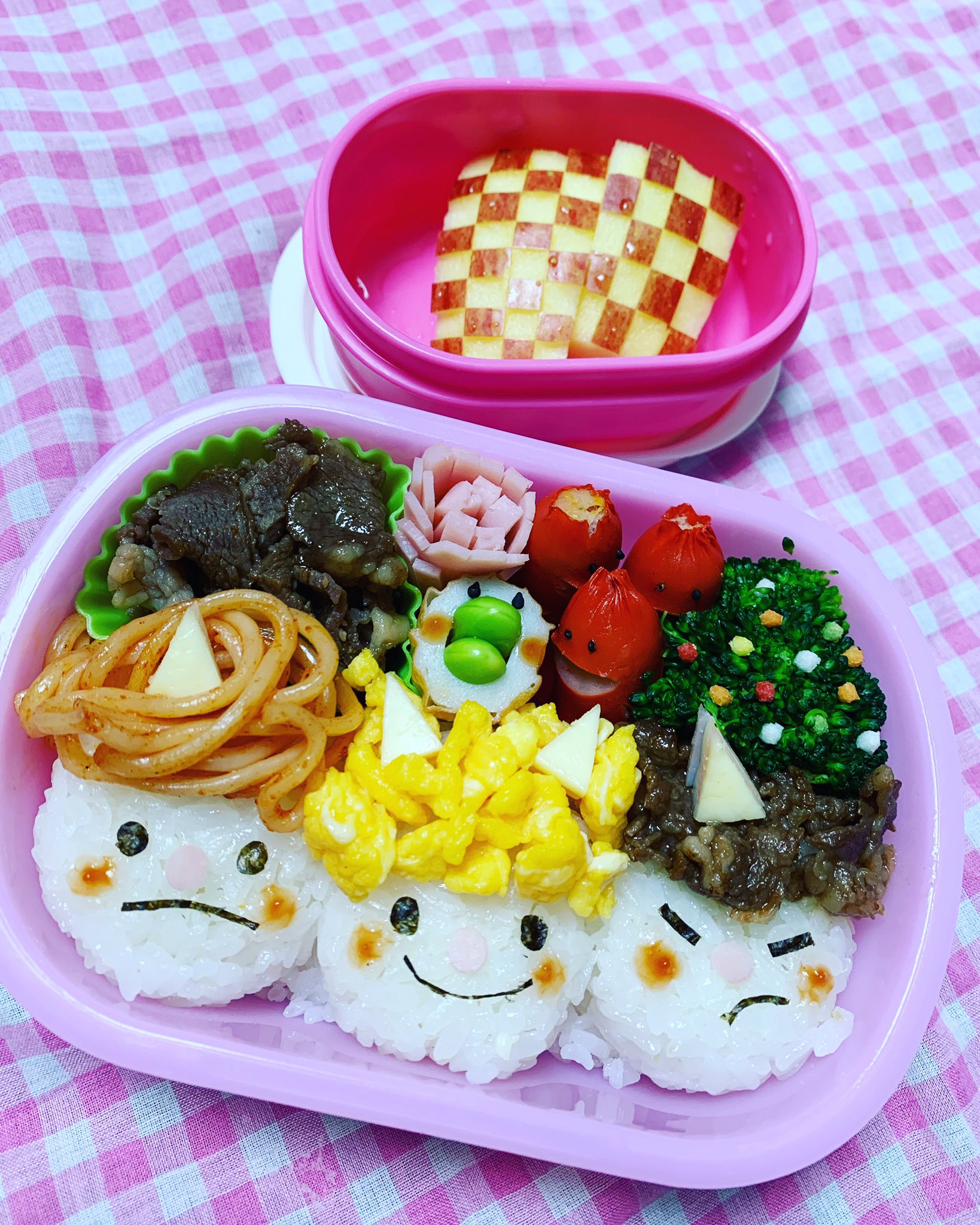 Sakumomochan 2日連続のお弁当 今日は節分が近いので3色鬼弁当です ご飯が多めになってしまったけど 全部たべれるかな お弁当 幼稚園弁当 お弁当記録 年中弁当 5歳児 T Co Txyapm4o8o Twitter