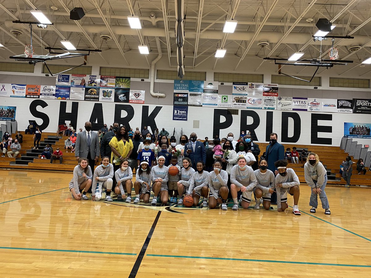 Congratulations to Coach Butts for his 25 years of service to Atlantic High School Girls Basketball! Thank you for your contributions! “Once a Shark, Always a Shark!” 🦈💦 <a href="/ATL1SHARK/">Dr. Stephen C. Hinson</a> <a href="/SharksAHS/">Atlantic High School</a> @LadySharks_BB