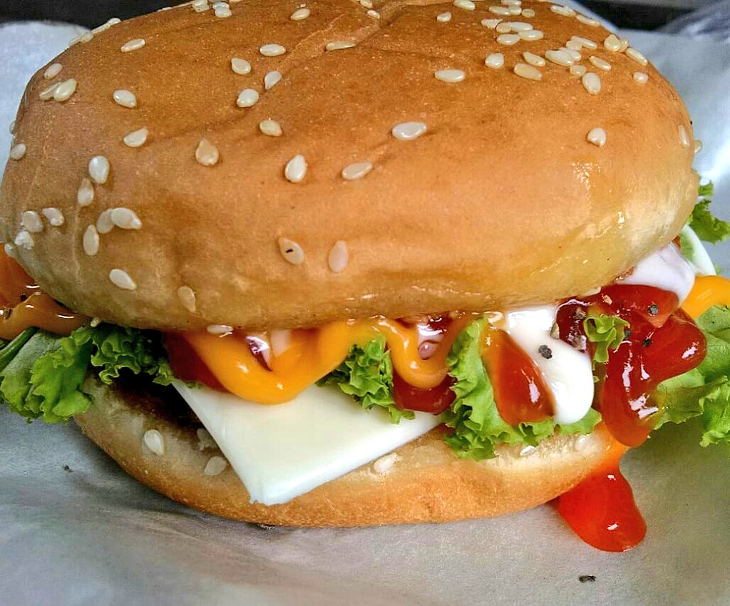 Nal's Burger & kebab tweet media