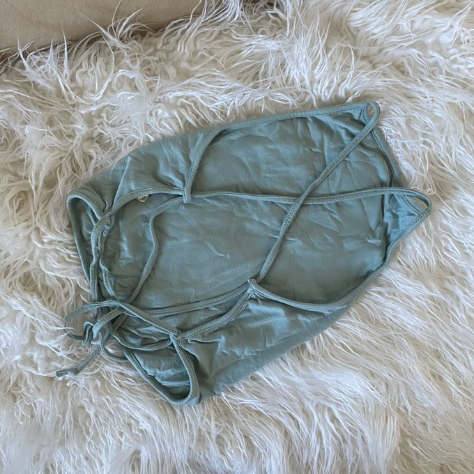 More items listed on my Poshmark👀 ALL for $5 only❤️ https://t.co/U1XYBMIQUX https://t.co/2l54tWHPCh