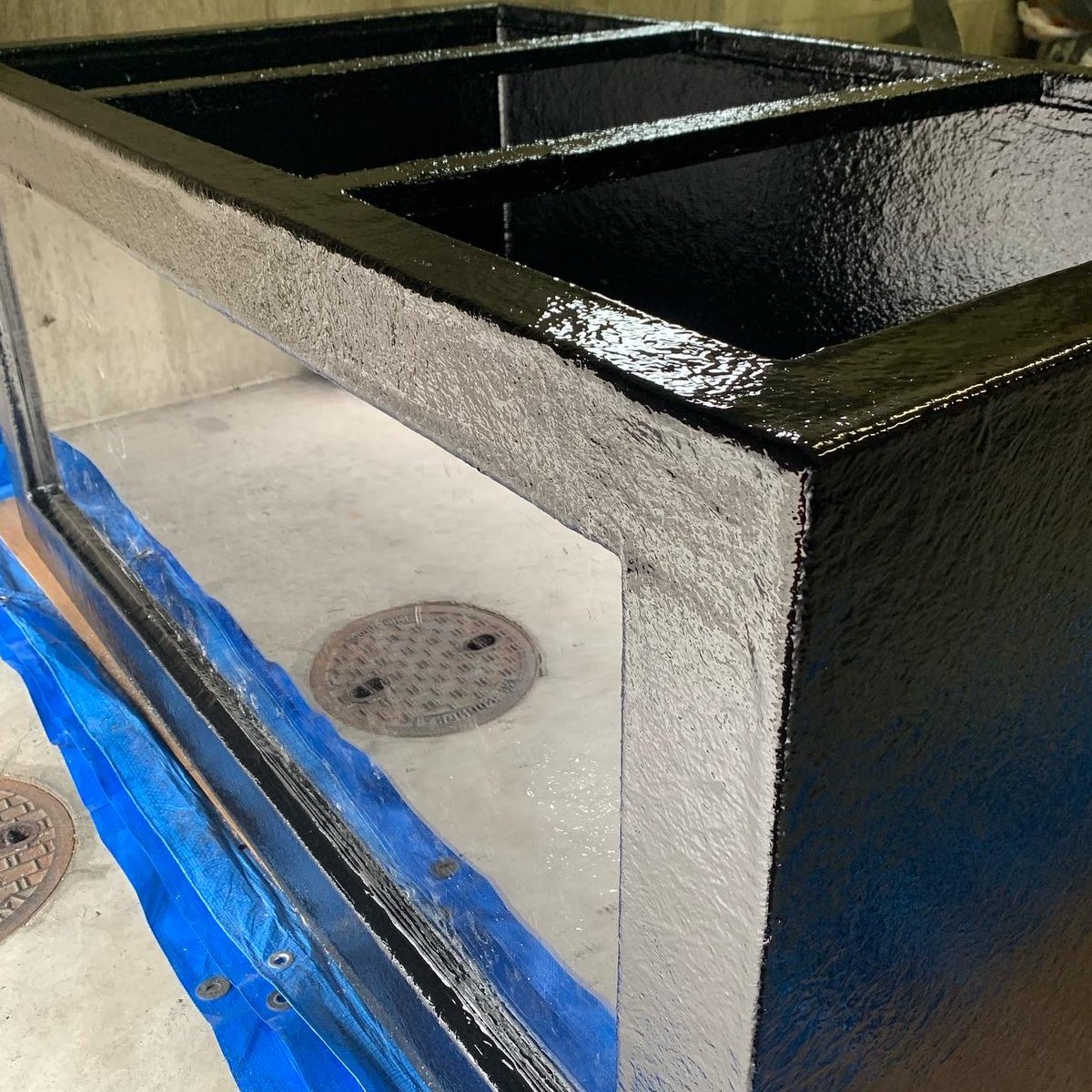 ポリ汰 1500 900 700の自作frp水槽 最終仕上げ完了です 上部もなかなかうまいこと作れました 次は水張り
