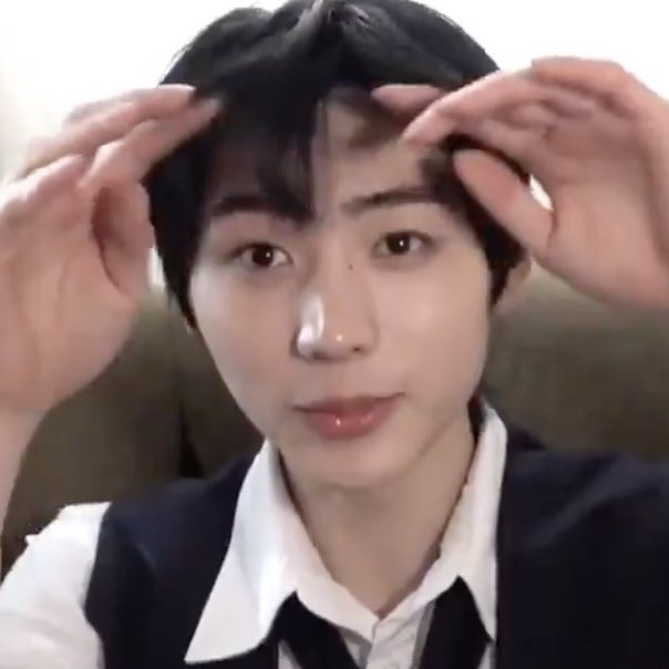 tinie sunghoon (@tiniehoons) on Twitter photo 