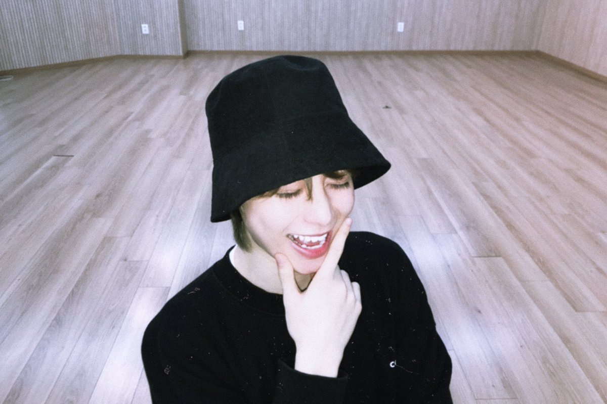 HANBIN tweet media