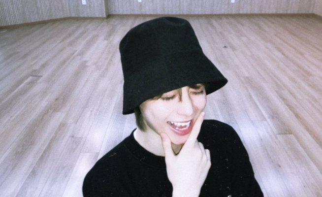 NielongW's tweet photo. Trọi ôi mi có nhất thiết phải dài vậy không. Sao mình lại cảm thấy tủi thân vậy 😭😭@HANBIN_twt_
#HANBIN_BELIFT https://t.co/Lp8Czb72v4