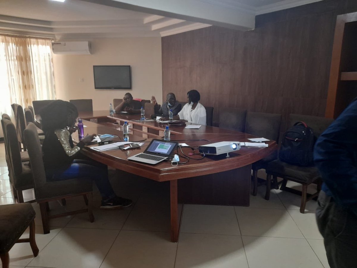 FloneInitiative's tweet photo. This week we are in Kisumu conducting a study on leveraging gender to increase uptake of electric mobility. @UNEP_Africa #electricmobility #gender #SDG11 https://t.co/RJr7bEdrUt