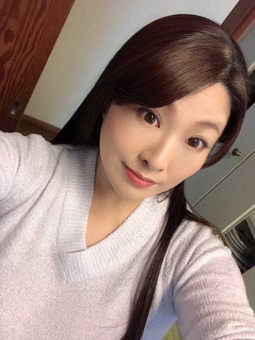今日はストレートです🎵 https://t.co/U0HQ3EJ4OL