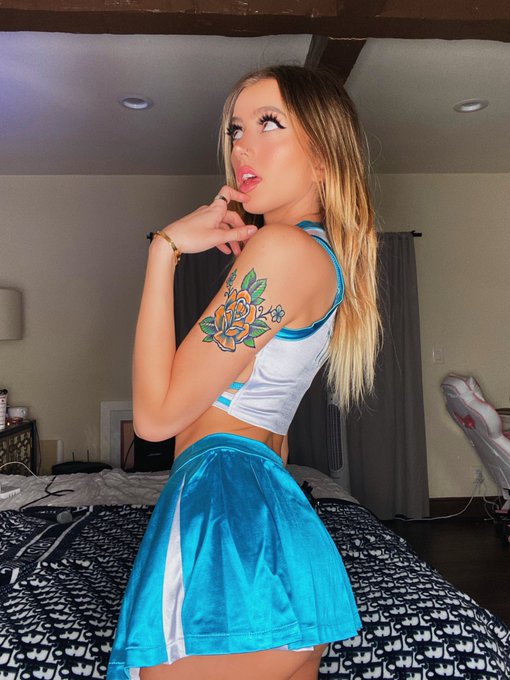 angels only 👼🏼🦋🤍 https://t.co/a6mC3GNHJf