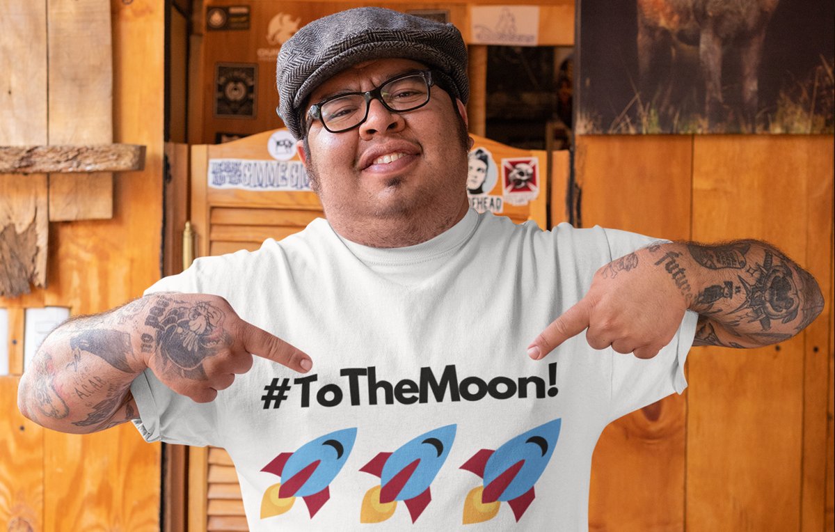 teddekgb's tweet photo. #ToTheMoon 🚀🚀🚀T-Shirt now available!  Only $19.99 with FREE SHIPPING! 🔥 

https://t.co/Wq5j4gtocx

$GME $AMC #HoldTheLine https://t.co/xfjcsNuzjS