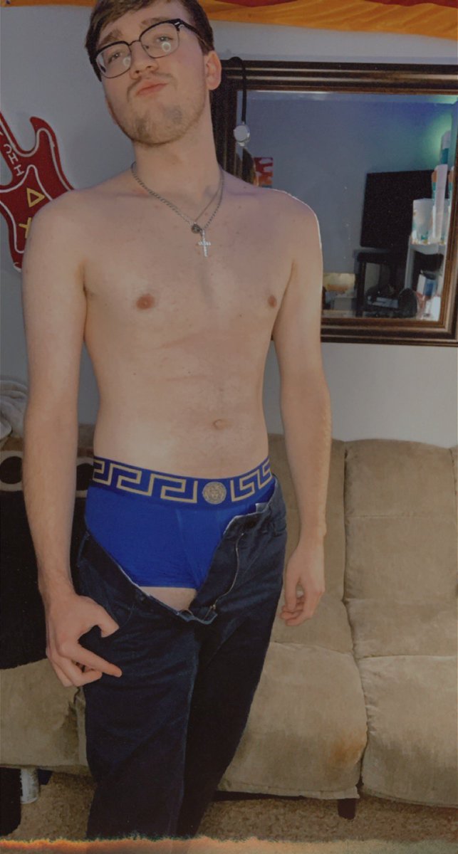 Exposedguys_129's tweet photo. Wanna see the uncensored version!? Well subscribe to my onlyfans in bio. It’s $5 right now ! 💦🍆🍑 #buyingvids #buyingcontent #alphamales #alphadick #lgbt #onlyfans #onlyfansgay #gay #gaysnap #gayguy #gayteen #gayfratguy #gayalabama #nude #collegegay #gaydom #alphagay #gaysub https://t.co/pNe1zNJizF