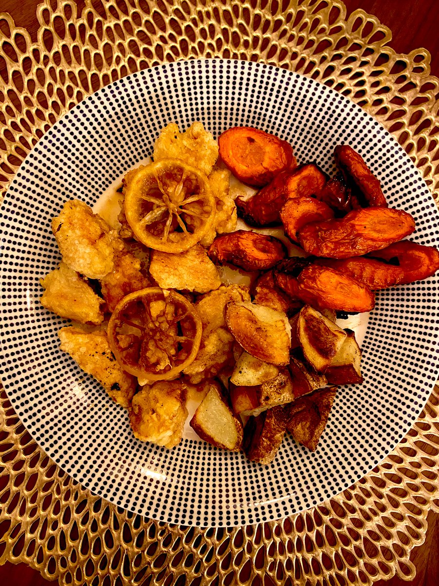 PrismPromethia's tweet photo. We loved your dad’s Lemon Chicken from The Home Cook @guarnaschelli ! Also had roasted root vegetables because you know...Midwestern winter 😂. https://t.co/BaTOxfDSuc