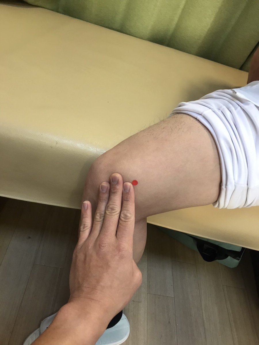 依光修一郎 ヨリミツ治療塾 当院で行う しもやけ 対策のツボ紹介です 血海 膝のお皿の内側から指3本の所 優しく押してください