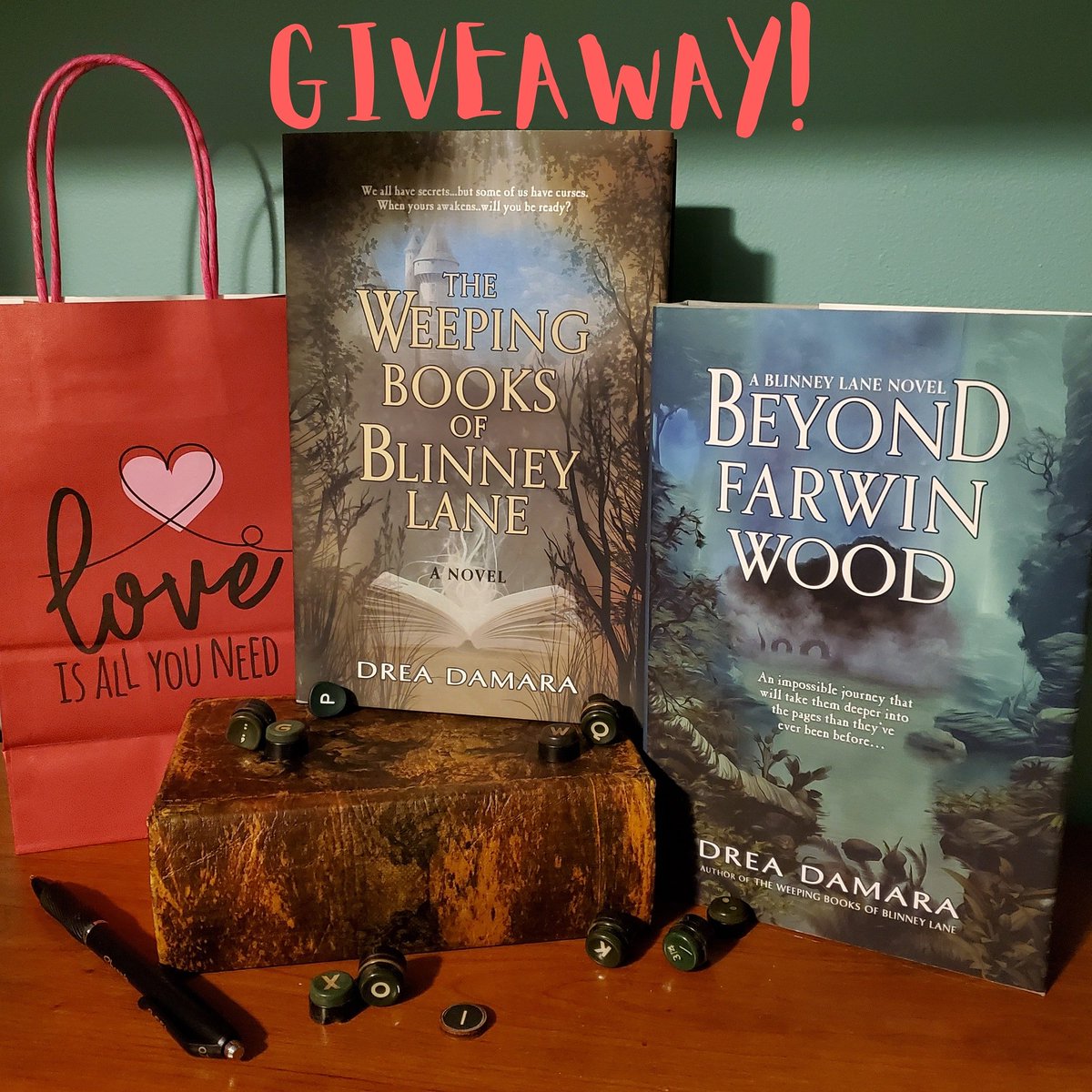 DreaDamara's tweet photo. I'm having a giveaway for a signed hardcover set over on Instagram. 
#reading #bookblogger #amreading #librarian #lovetoread https://t.co/RIjnIsfXbt