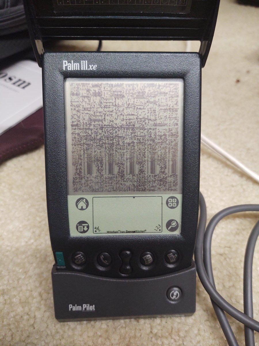 H95lx's tweet photo. I upgraded my #palmos #palm #pilot #palmpilot #pro to #OS353 and my #palm #iiixe to #OS41!! Happy #pda #week. My #pdacats are happy. https://t.co/2lqRQDM3tp
