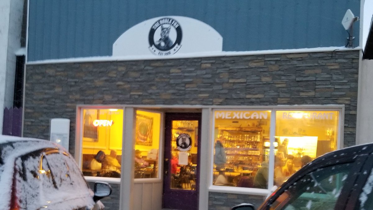 yourlibertyproj's tweet photo. The Noble Fox in Bashaw is a must visit. It's an authentic Mexican Restaurant with an energetic atmosphere (full house all evening) and great food &amp; people. The owner, staff and customers were all in great spirits &amp; excited to be standing up for small businesses. #OpenUpAlberta! https://t.co/zEgWQ5rHfs