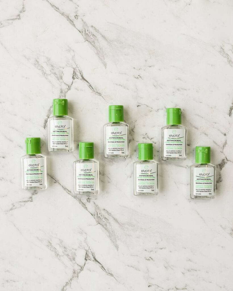 Elyptol's tweet photo. Our handy travel size hospital grade hand sanitiser gel is perfect for your pocket or purse 👜🌿👏🏼 #elyptol #wethinknaturally #safeonyourskin #saferwaytosanitise #allnatural #dermalogicallytested #fdaregistered #tgaregistered https://t.co/J7faDiriq4