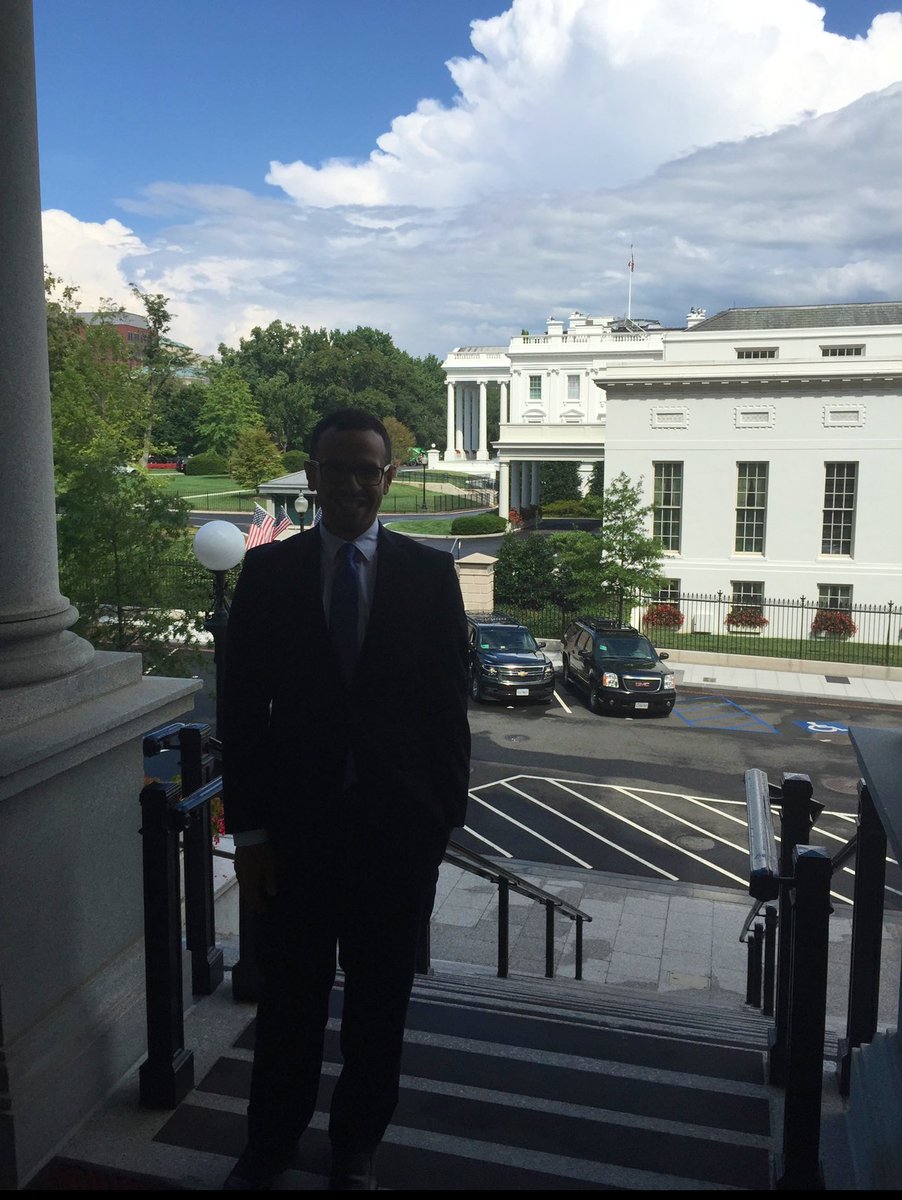 I touched down in Dulles airport on a wheelchair.About a month later, after regaining enough strength to walk unassisted, I visited Rob and his team in the WH to thank them. It was my first time ever in the White House & my first official meeting!