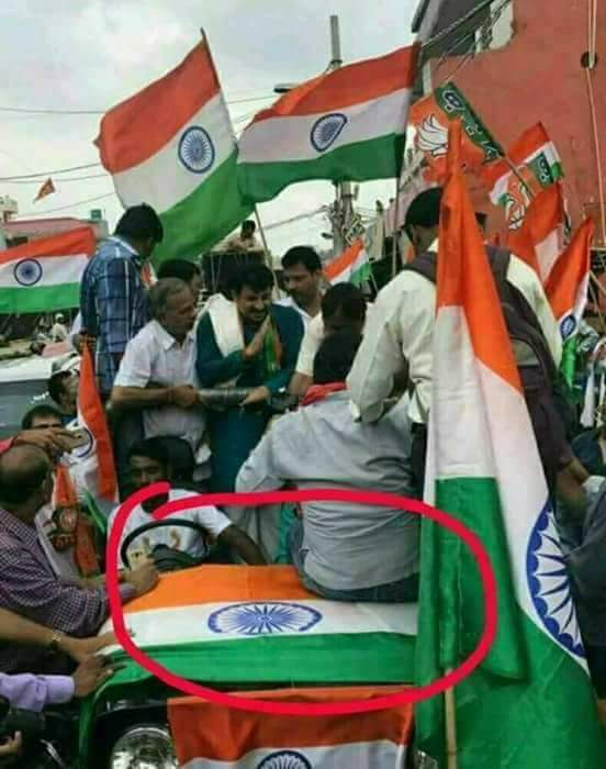 Bunkar_samaj's tweet photo. #BoycottBJP

Manoj tiwari maidan m tirange ke samman m 
#DeepSidhu #KisanTractorRally #KisanAndolan https://t.co/7RPjXhR8ii