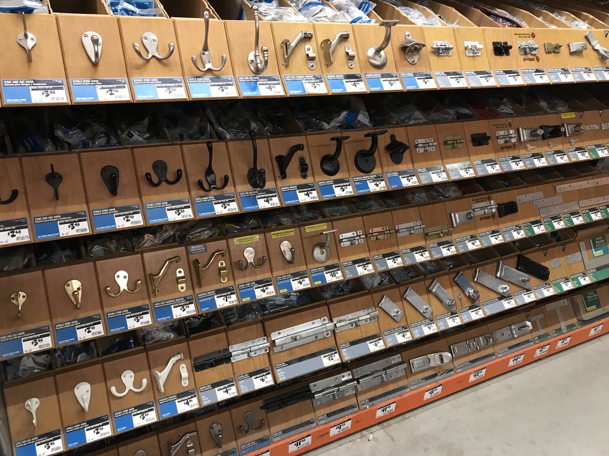 whipitrat's tweet photo. Wow hang it up , Hi, help yourselves, Oh Lorie from MET made sure you can find what you need!!! Thanks 👍 your the best!! https://t.co/jDK0VBxPXV