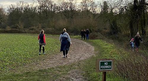 Henley Standard tweet media