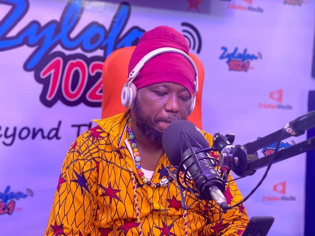 Bob Afibi (@bafibi) on Twitter photo Thursday edition of the #TaxiDriverShow pon @zylofon1021fm_ with the #rootical <a href="/Blakkrasta/">BLAKK RASTA</a> keep the fire π₯π₯ burning #istandwithblakkrasta <a href="/kobbyskary/">πππ§πππππͺ ππππ£πͺ π¬ππ―</a> @The_Evangelist3 <a href="/daavibawonda/">πΟΡΖΞΏπ« π‘Ξ±ΡΟΞ± #π»πππ§ππΉπ</a> <a href="/ClementPlasma/">CLEMENT PLASMA π¬π</a> <a href="/EtornamMalik/">βπΏBob Etornam Malikeπ¬π</a> Thursday edition of the #TaxiDriverShow pon @zylofon1021fm_ with the #rootical <a href="/Blakkrasta/">BLAKK RASTA</a> keep the fire π₯π₯ burning #istandwithblakkrasta <a href="/kobbyskary/">πππ§πππππͺ ππππ£πͺ π¬ππ―</a> @The_Evangelist3 <a href="/daavibawonda/">πΟΡΖΞΏπ« π‘Ξ±ΡΟΞ± #π»πππ§ππΉπ</a> <a href="/ClementPlasma/">CLEMENT PLASMA π¬π</a> <a href="/EtornamMalik/">βπΏBob Etornam Malikeπ¬π</a>