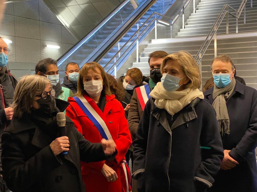 Ligne14_RATP's tweet photo. [#OuverturePortedeClichy] Ce matin, la station Porte de Clichy a été inaugurée en présence de Catherine Guillouard, PDG #RATP et de @vpecresse, Présidente @IDFmobilites, et accueille désormais ses premiers voyageurs. #ProlongementNordLigne14 https://t.co/9qKOFkwxAo