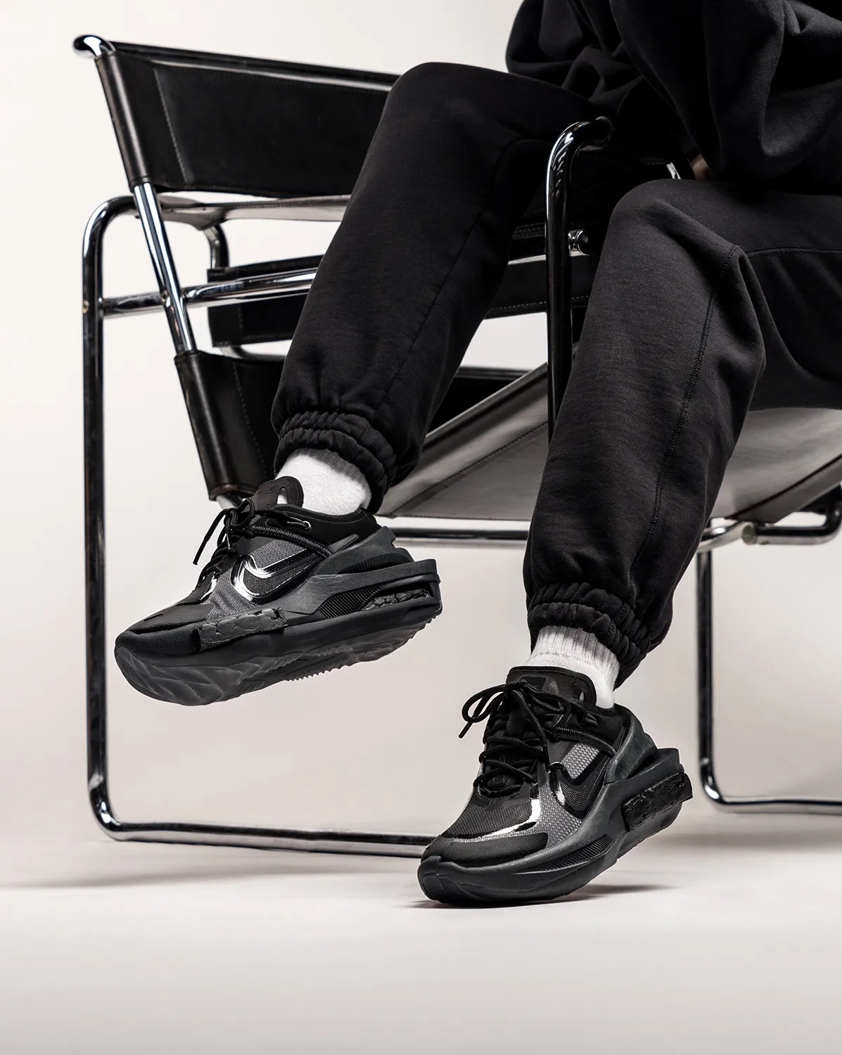 MoreSneakers on X The Women s Nike Fontanka Edge Triple Black has already sold out via multiple shops Grab it now https t d50QCl9p21 https t tuZ3xSPs8w X