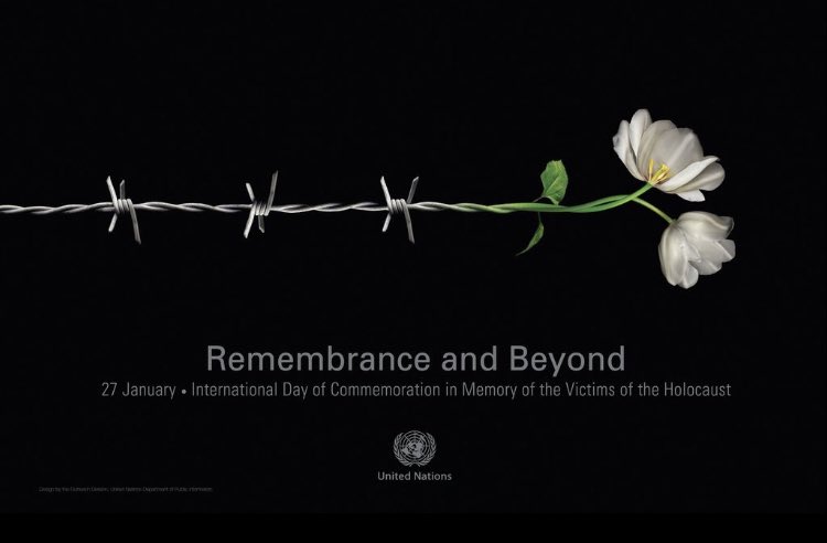 Matias_Delfino's tweet photo. A day like today but 15 years ago, @CNNEE came to interview me at the #UN HQ 🇺🇳 in NY about the #poster I designed for the International Day of Commemoration of the #Holocaust, on January 27th. 
#ONU #MakingHopeVisual #Unitednations #HolocaustRemembrance 

https://t.co/YpCW5dbdJT https://t.co/wi0GgvHrLI